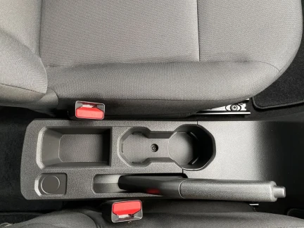 Vehicle Thumbnail 32