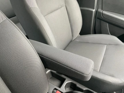 Vehicle Thumbnail 33