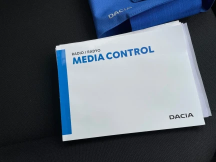 Vehicle Thumbnail 35