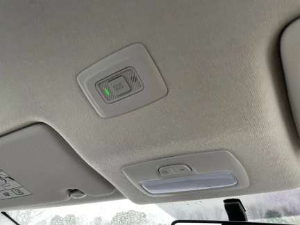 Vehicle Thumbnail 38