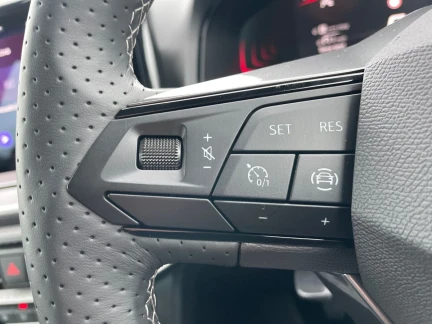 Vehicle Thumbnail 19