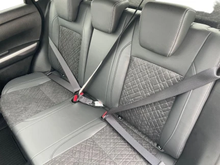 Vehicle Thumbnail 19