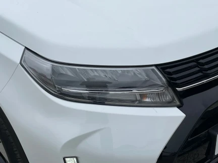 Vehicle Thumbnail 22