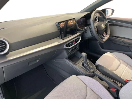 Vehicle Thumbnail 11