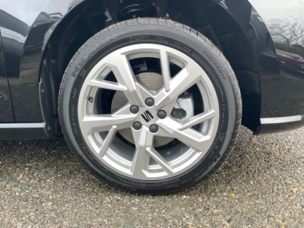 Vehicle Thumbnail 27