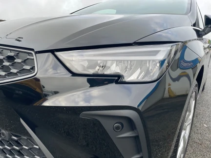 Vehicle Thumbnail 29