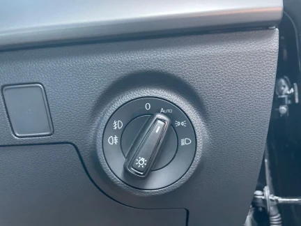 Vehicle Thumbnail 31