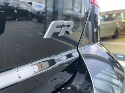 Vehicle Thumbnail 33