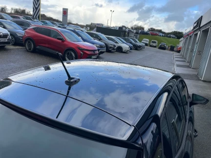 Vehicle Thumbnail 35