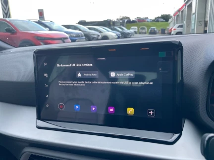 Vehicle Thumbnail 40