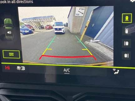 Vehicle Thumbnail 17