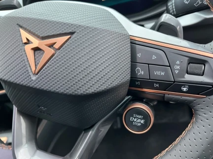 Vehicle Thumbnail 34