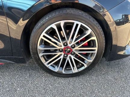 Vehicle Thumbnail 25