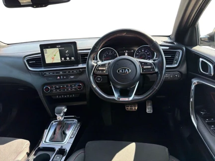 Vehicle Thumbnail 9