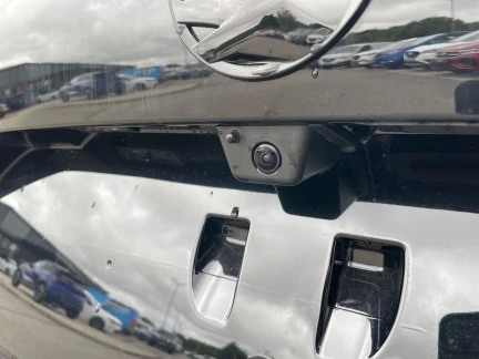 Vehicle Thumbnail 37