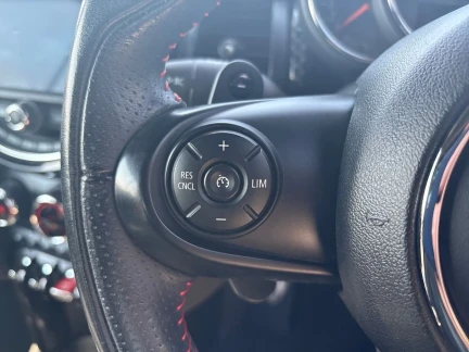 Vehicle Thumbnail 19
