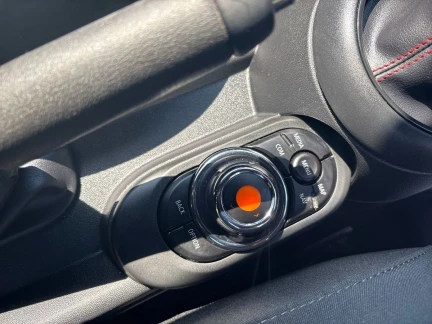 Vehicle Thumbnail 36