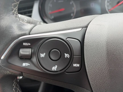 Vehicle Thumbnail 19