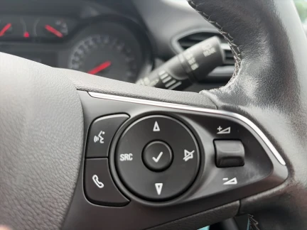 Vehicle Thumbnail 27
