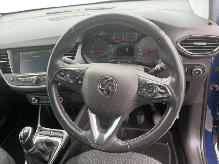 Vehicle Thumbnail 9