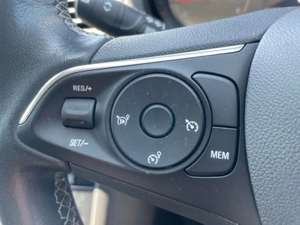 Vehicle Thumbnail 19
