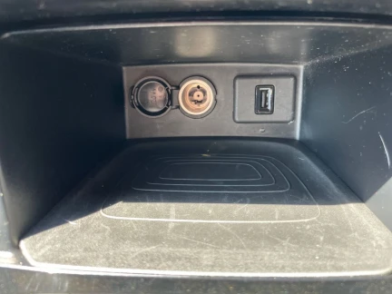 Vehicle Thumbnail 34