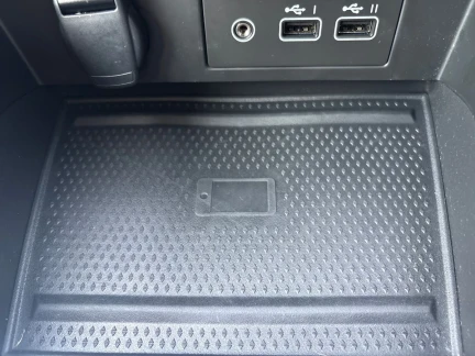 Vehicle Thumbnail 35