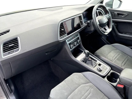 Vehicle Thumbnail 10