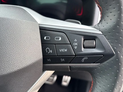 Vehicle Thumbnail 38