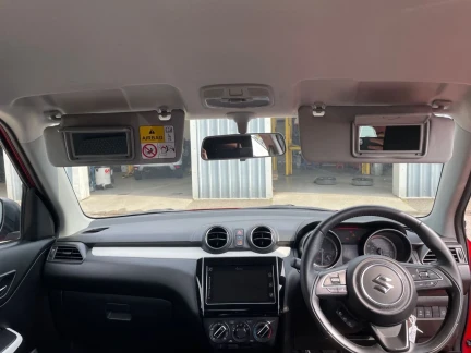 Vehicle Thumbnail 14