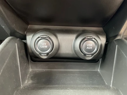 Vehicle Thumbnail 24