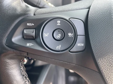 Vehicle Thumbnail 18