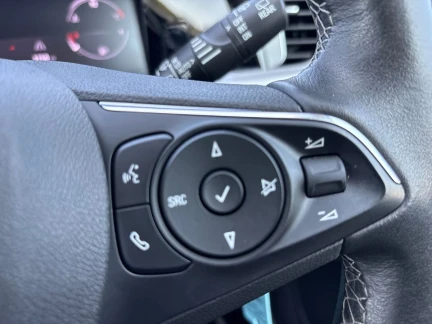 Vehicle Thumbnail 22