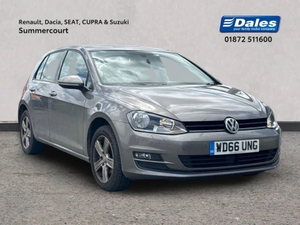 Volkswagen Golf Listing Image