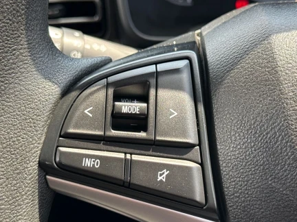 Vehicle Thumbnail 19