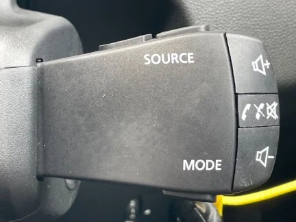 Vehicle Thumbnail 18