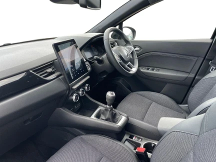 Vehicle Thumbnail 10