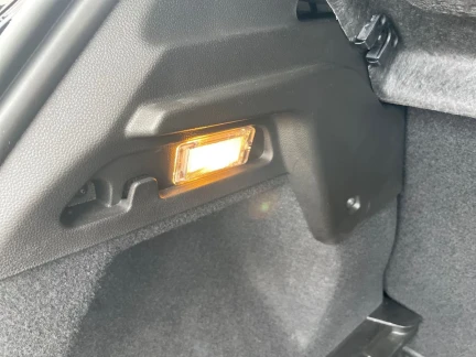 Vehicle Thumbnail 23