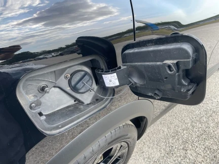 Vehicle Thumbnail 26