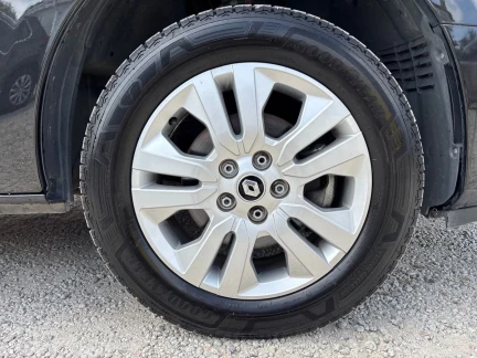 Vehicle Thumbnail 7