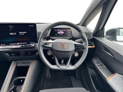 Vehicle Thumbnail 9