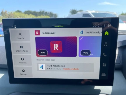 Vehicle Thumbnail 16