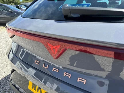 Vehicle Thumbnail 25