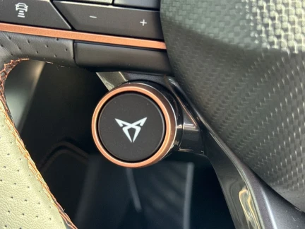 Vehicle Thumbnail 29