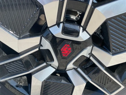 Vehicle Thumbnail 33
