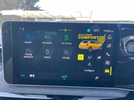 Vehicle Thumbnail 40