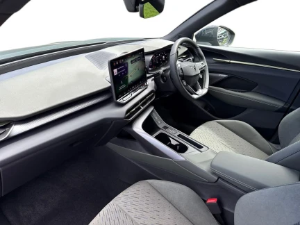 Vehicle Thumbnail 10