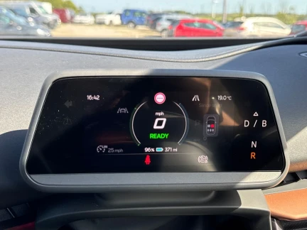Vehicle Thumbnail 18