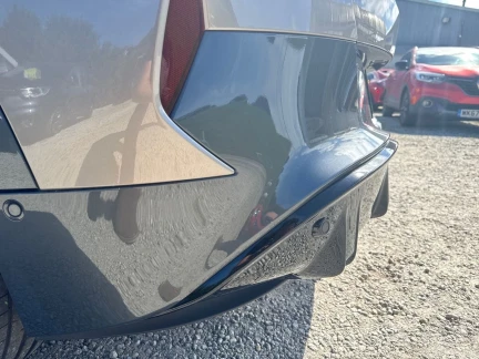 Vehicle Thumbnail 23