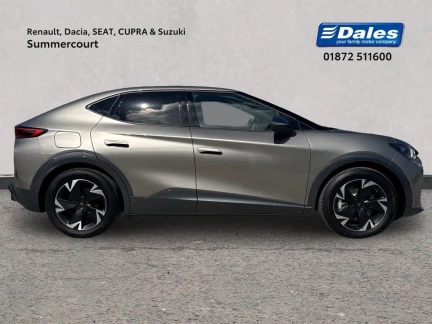 Vehicle Thumbnail 4